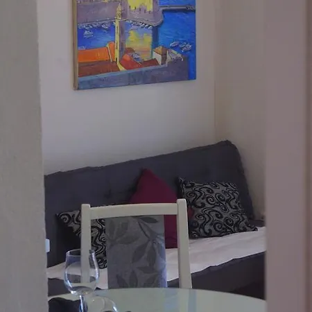 Apartment Lux