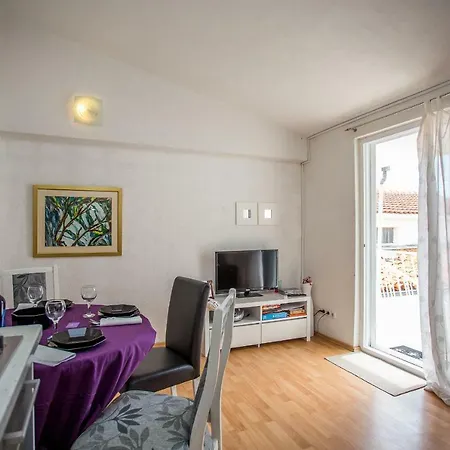 Apartment Lux *