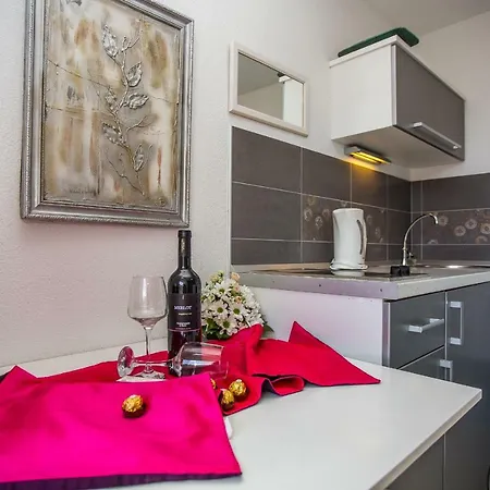 Lux Apartamento Makarska