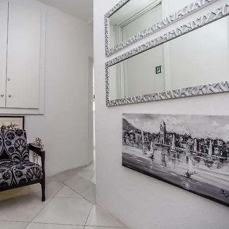 Lux Apartamento Makarska